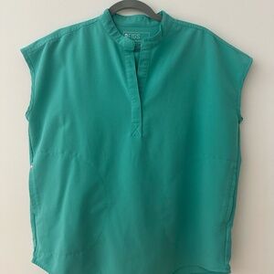 Surgical Green Rafaela - Oversized Scrub Top